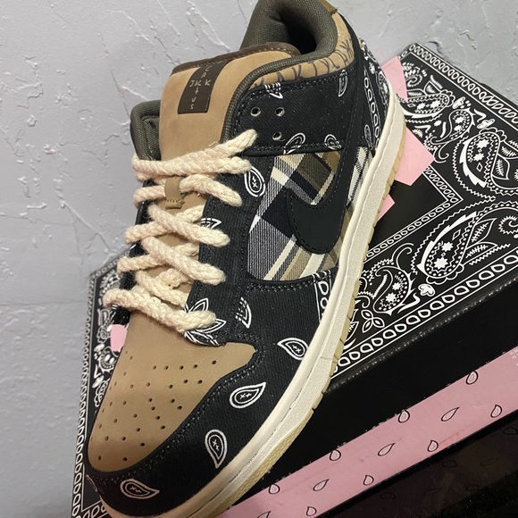 Travis scott low 1